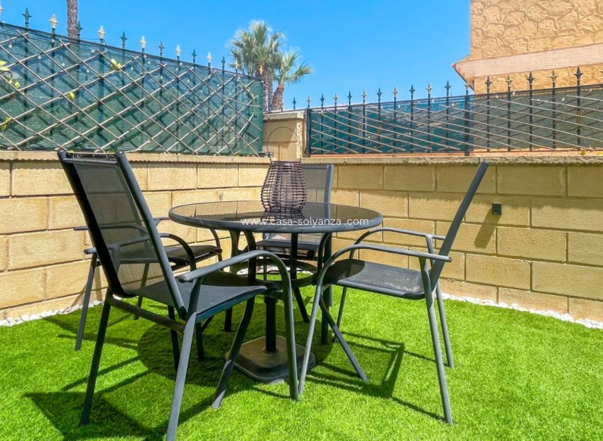 Resale - Townhouse - Orihuela Costa - Punta Prima