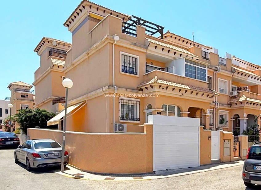 Resale - Townhouse - Orihuela Costa - Villamartín