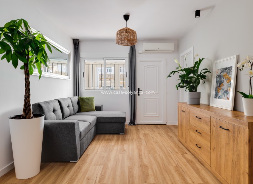 Resale - Townhouse - Orihuela Costa