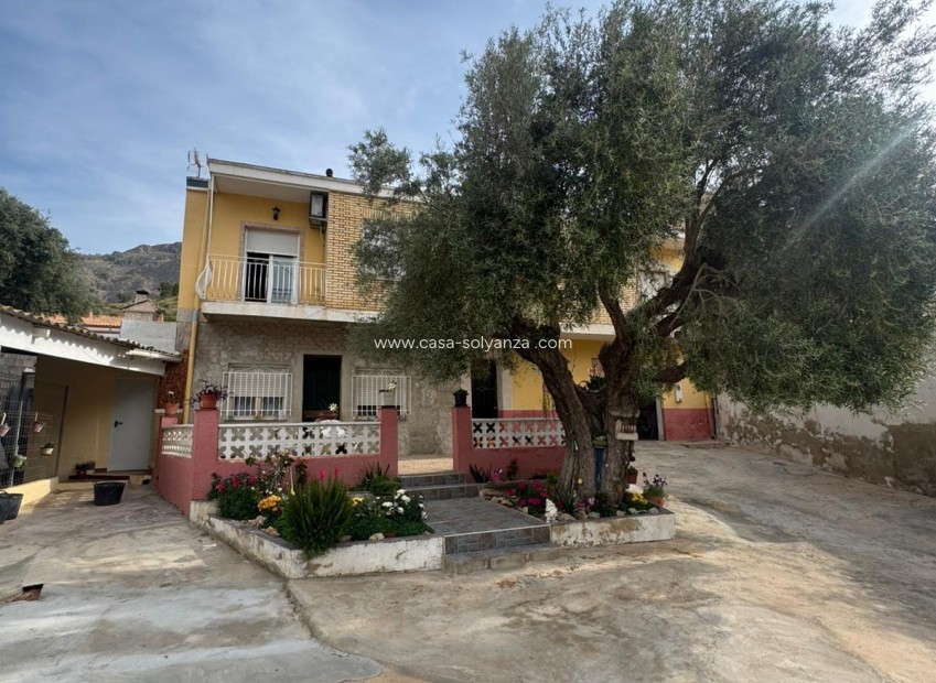 Resale - Townhouse - Orihuela - Orihuela Ciudad