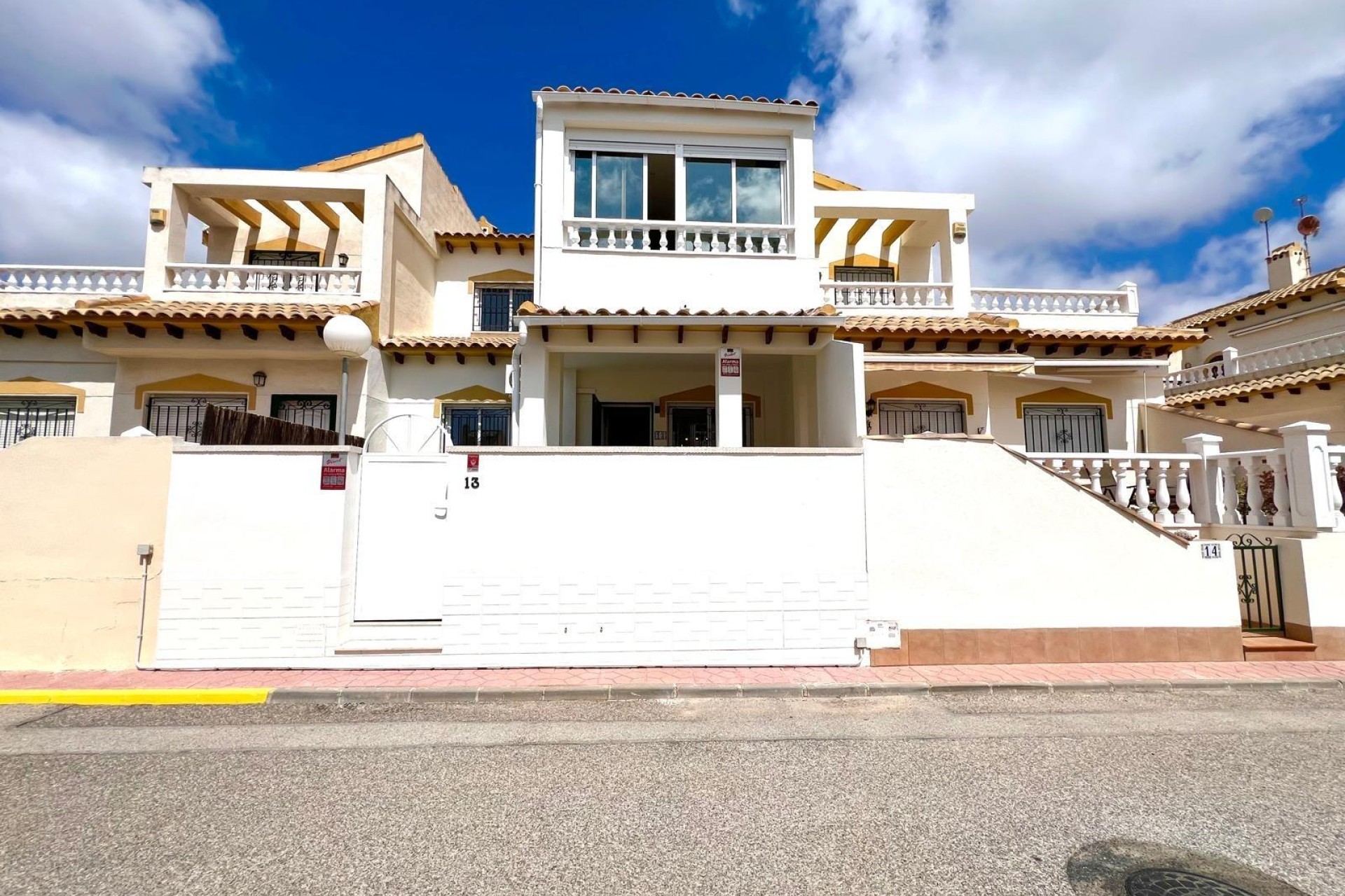 Resale - Townhouse - Orihuela - Urbanización Perla del Mar