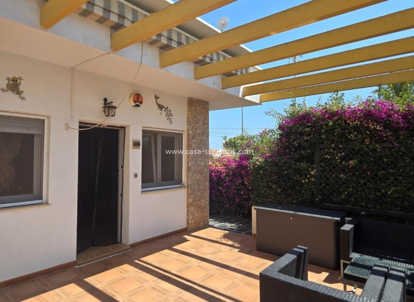 Resale - Townhouse - Pilar de la Horadada - Mil Palmeras