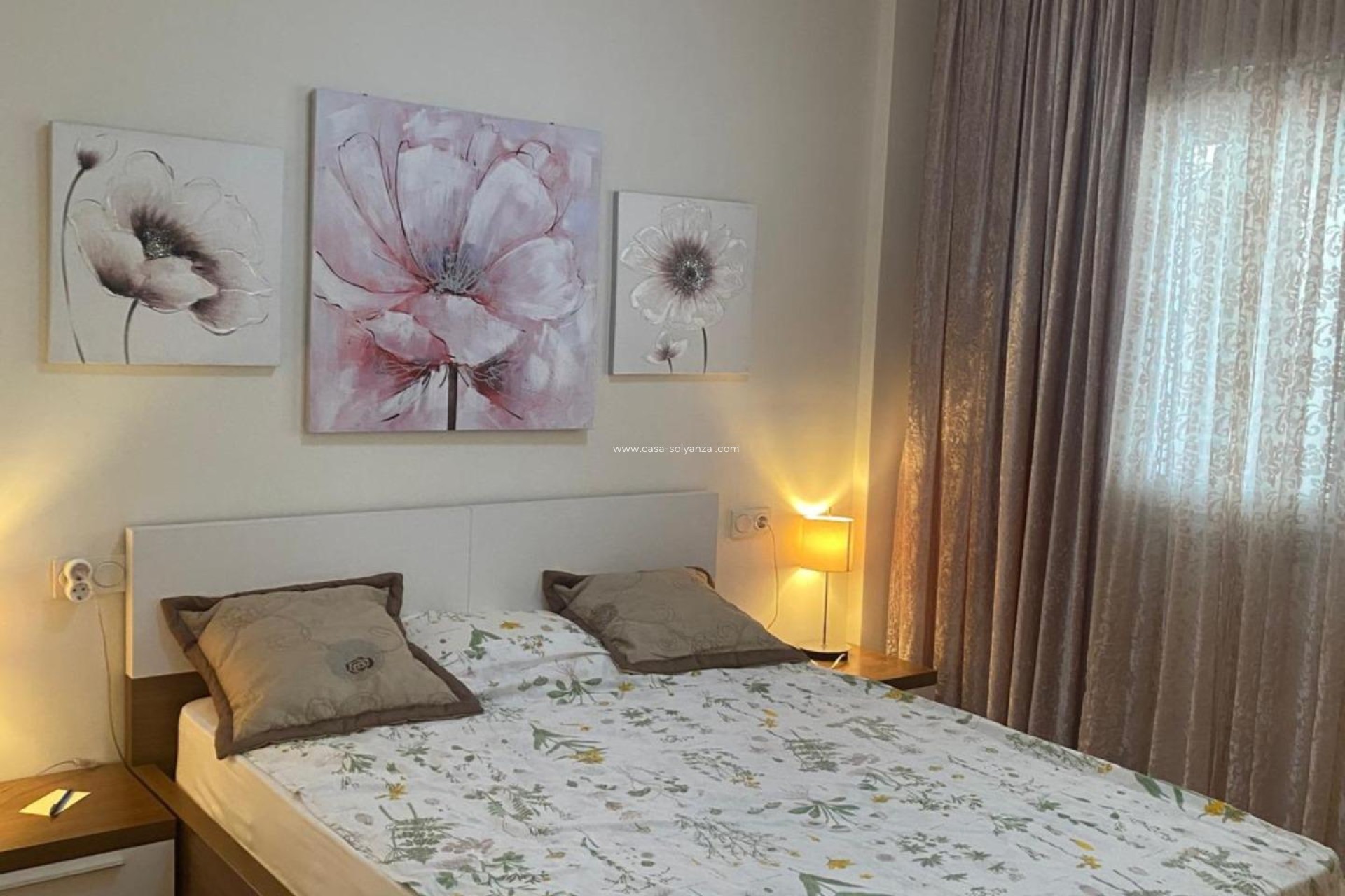 Resale - Townhouse - Pilar de la Horadada - Mil Palmeras