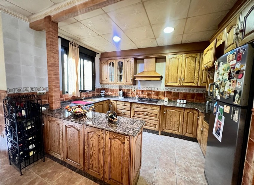 Resale - Townhouse - Pinoso - Inland