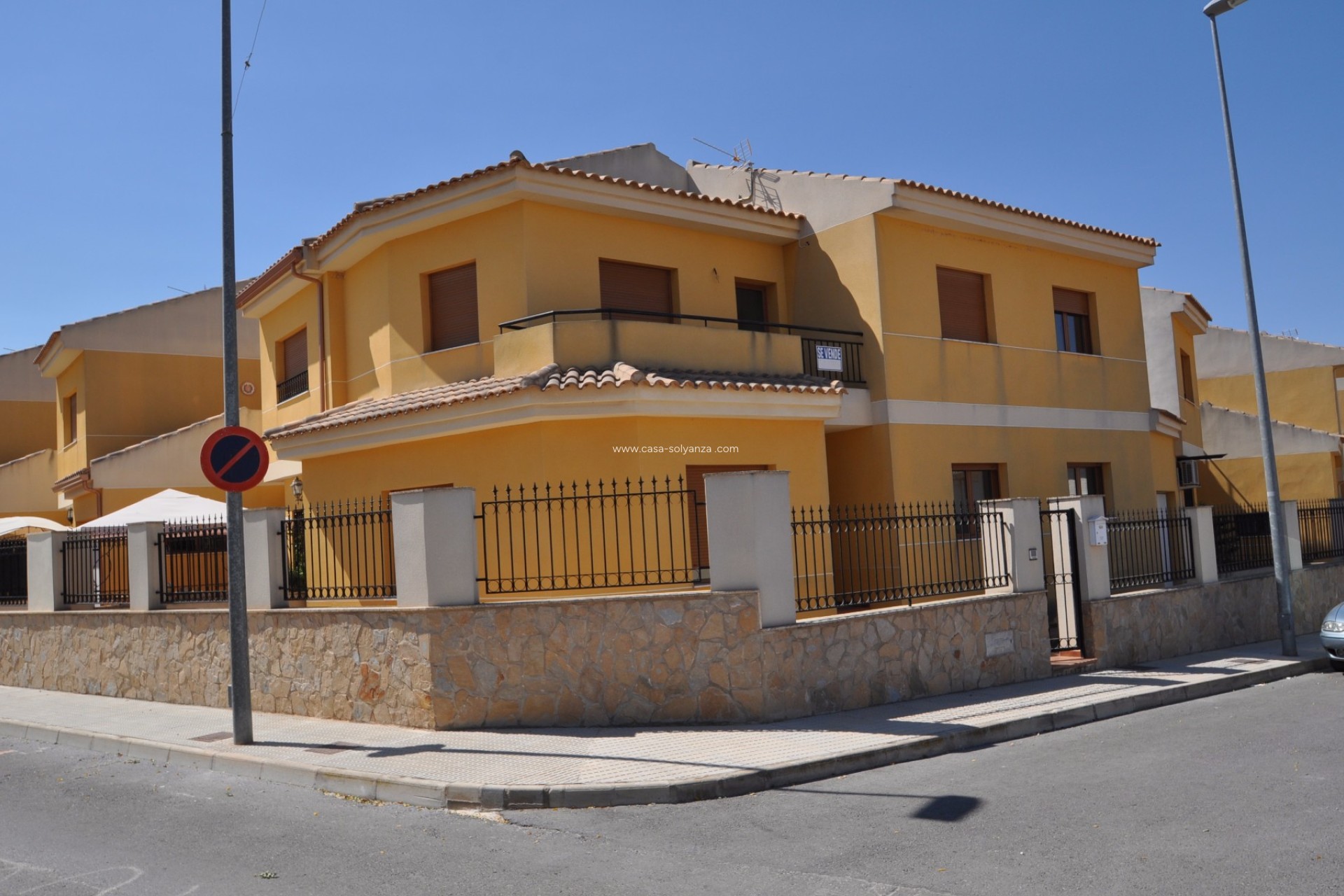 Resale - Townhouse - Pinoso - Inland