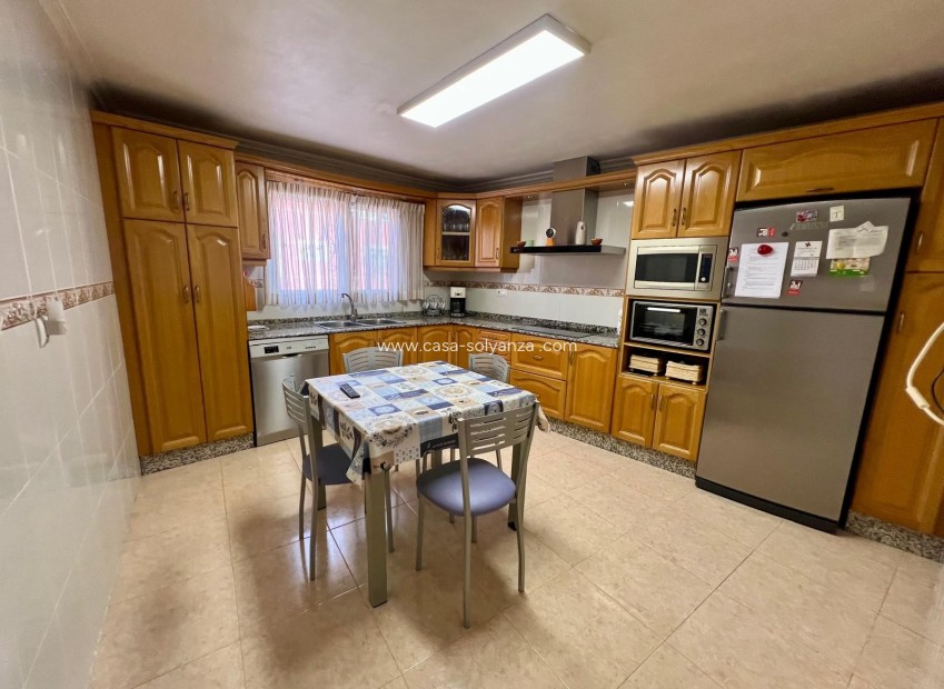 Resale - Townhouse - Pinoso - Inland