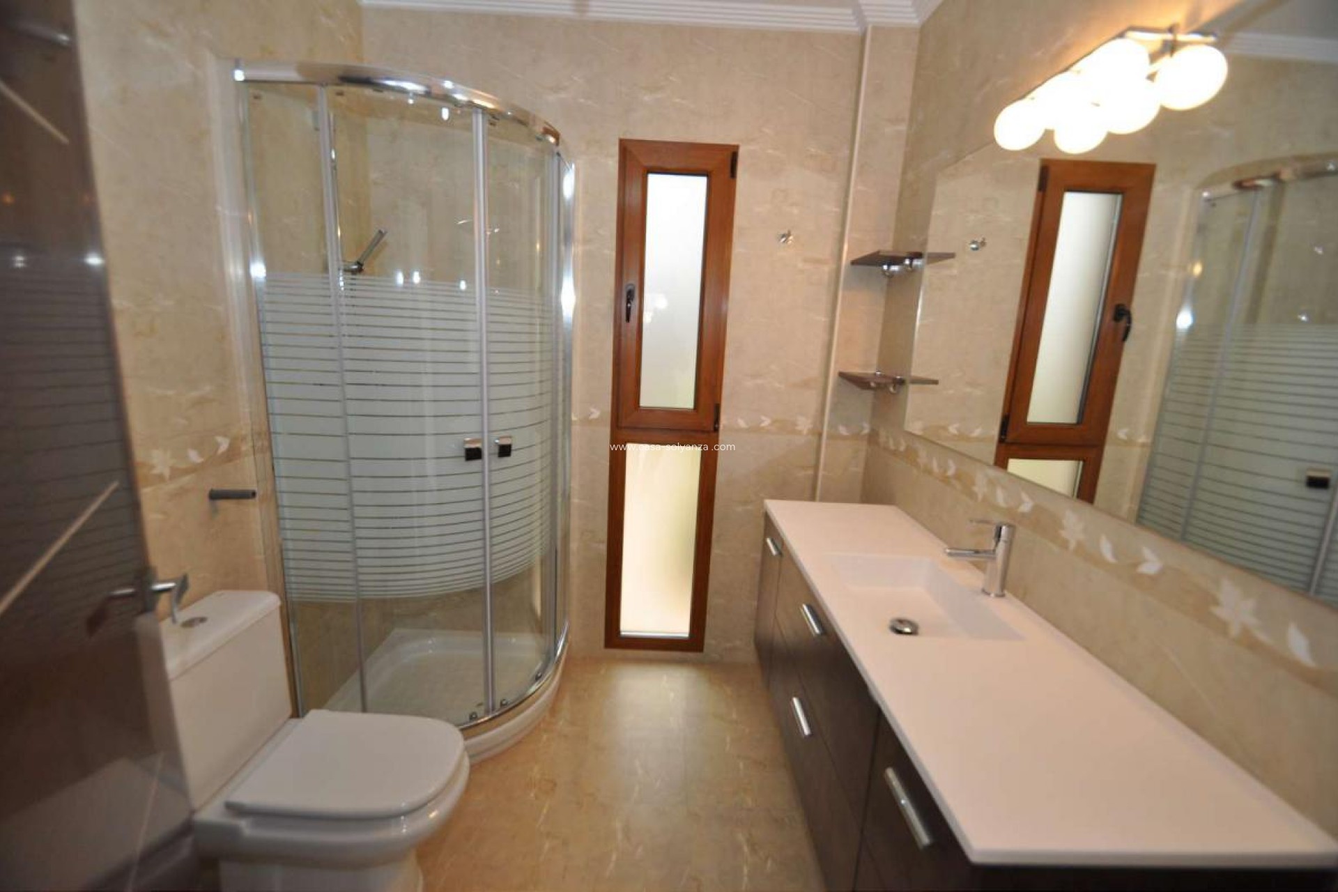 Resale - Townhouse - Pinoso - Inland