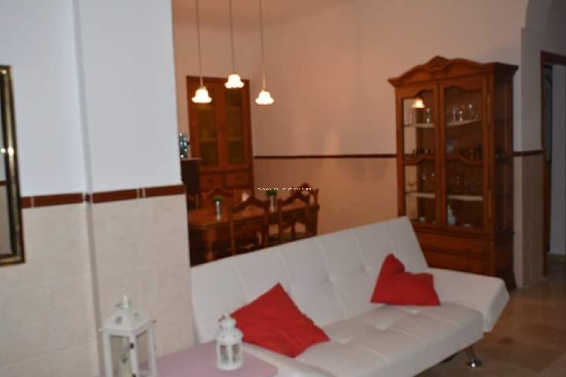 Resale - Townhouse - Rodriguillo - Inland