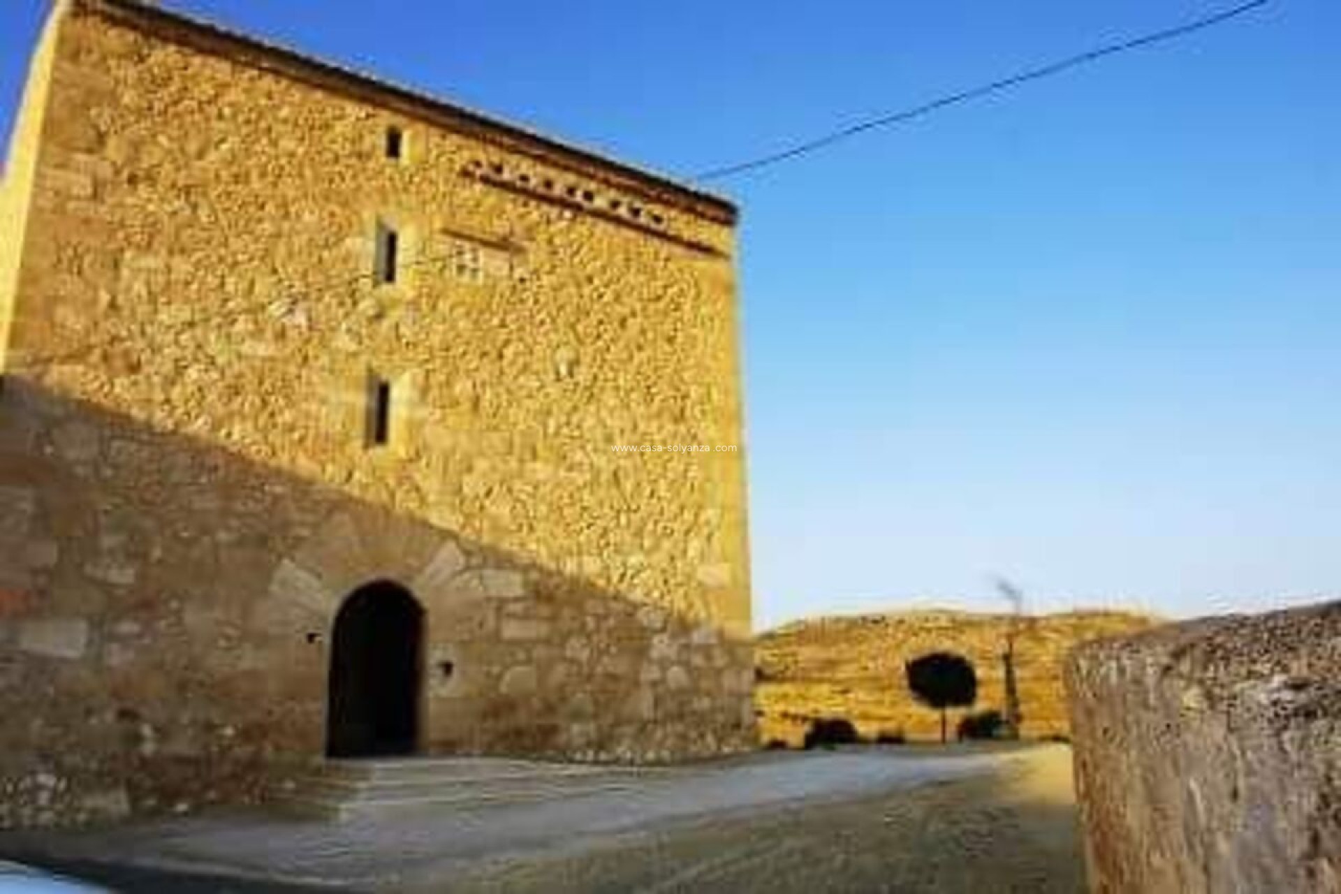 Resale - Townhouse - Rodriguillo - Inland