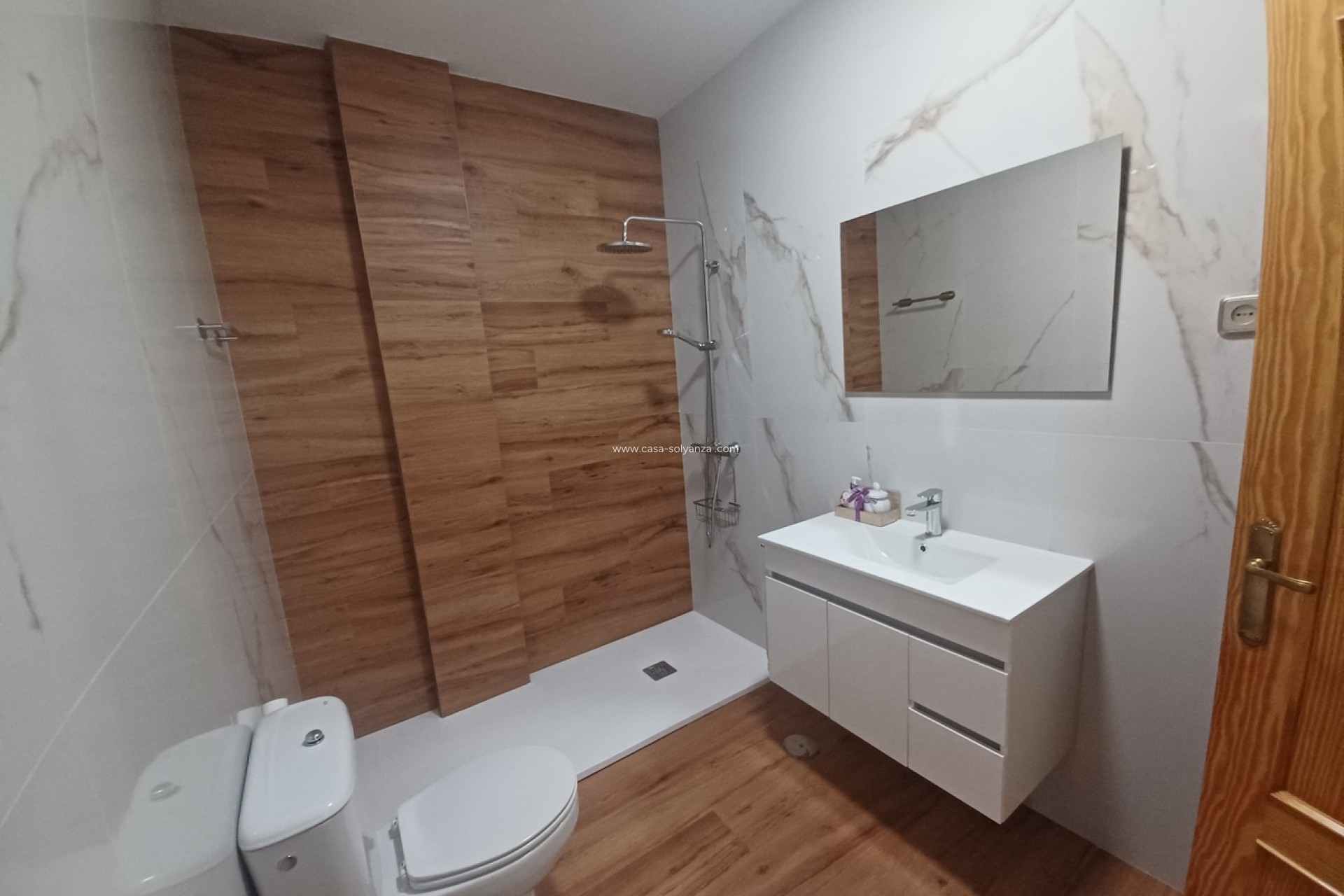 Resale - Townhouse - Roldan - Inland