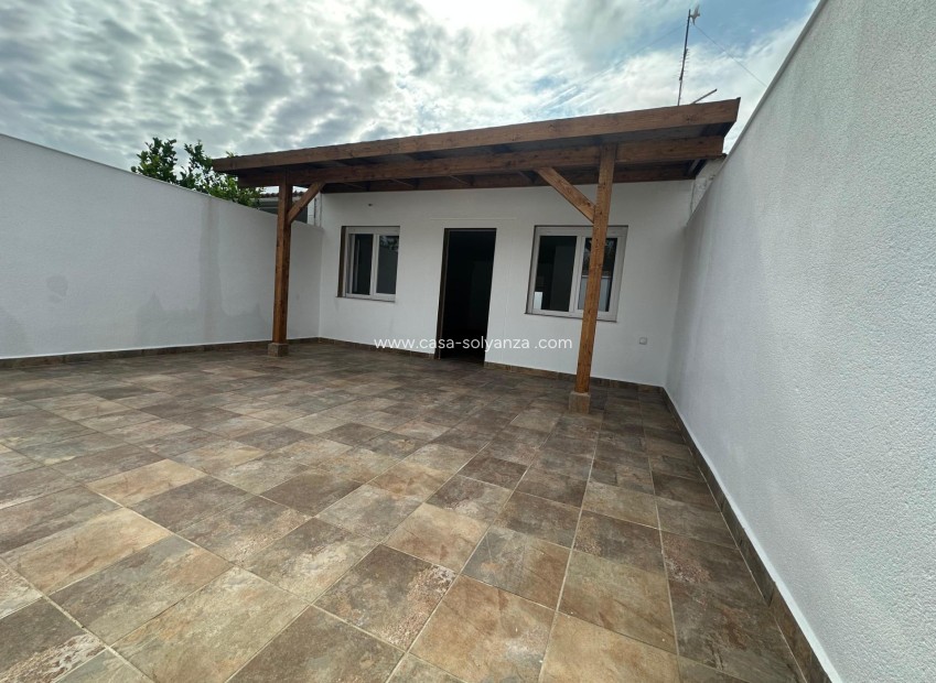 Resale - Townhouse - San javier - El Mirador