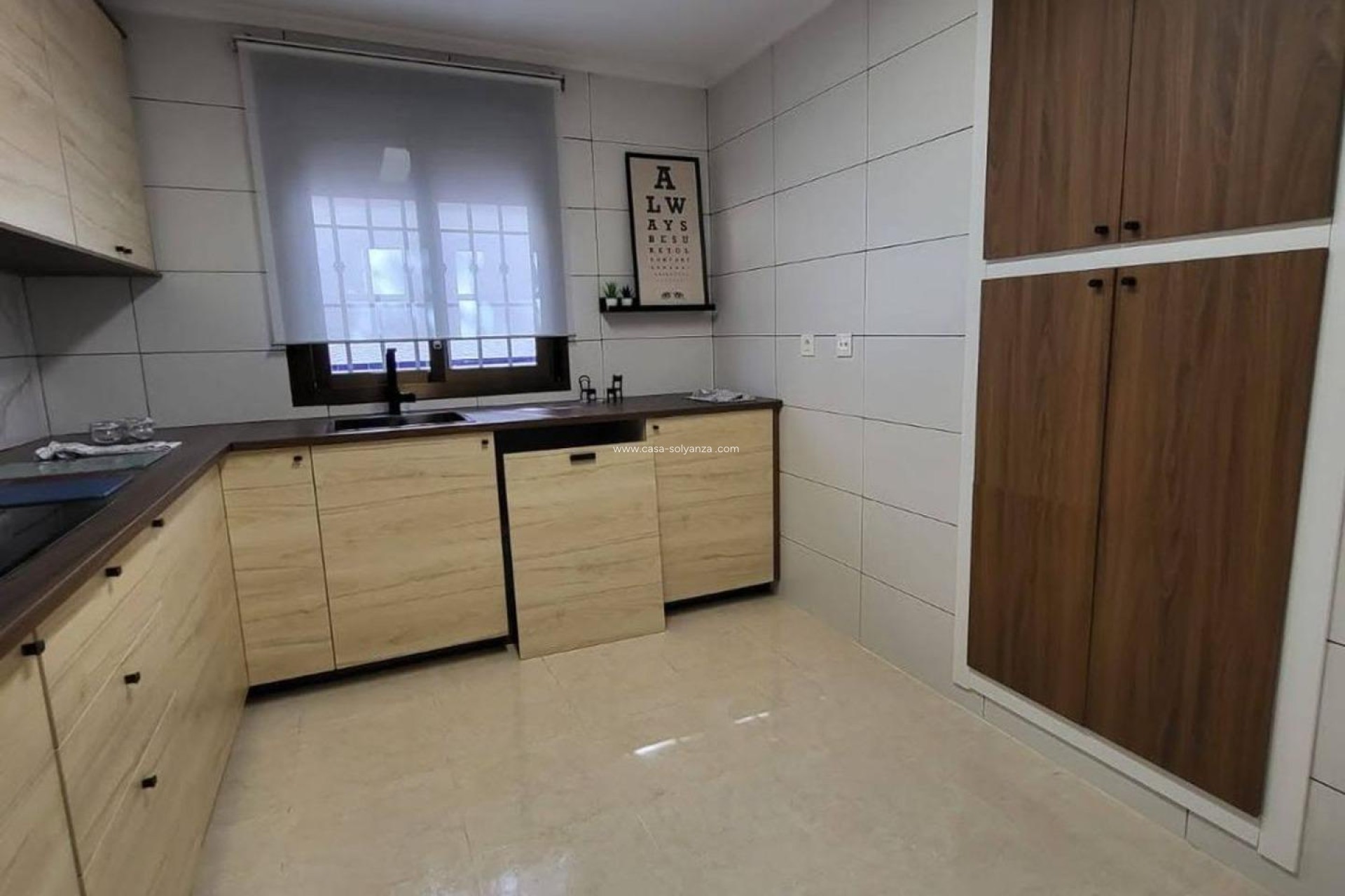Resale - Townhouse - San Miguel de Salinas - Ciudad de las comunicaciones