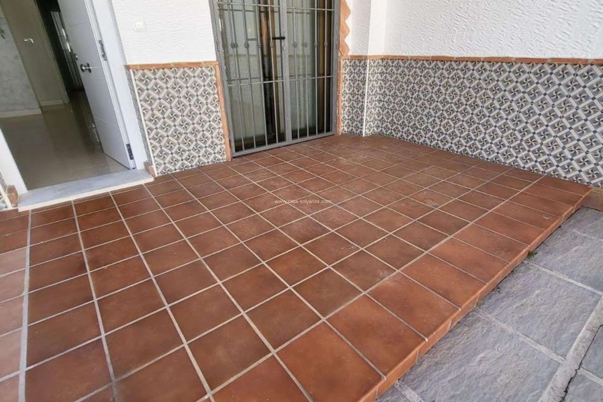 Resale - Townhouse - San Miguel de Salinas - Ciudad de las comunicaciones