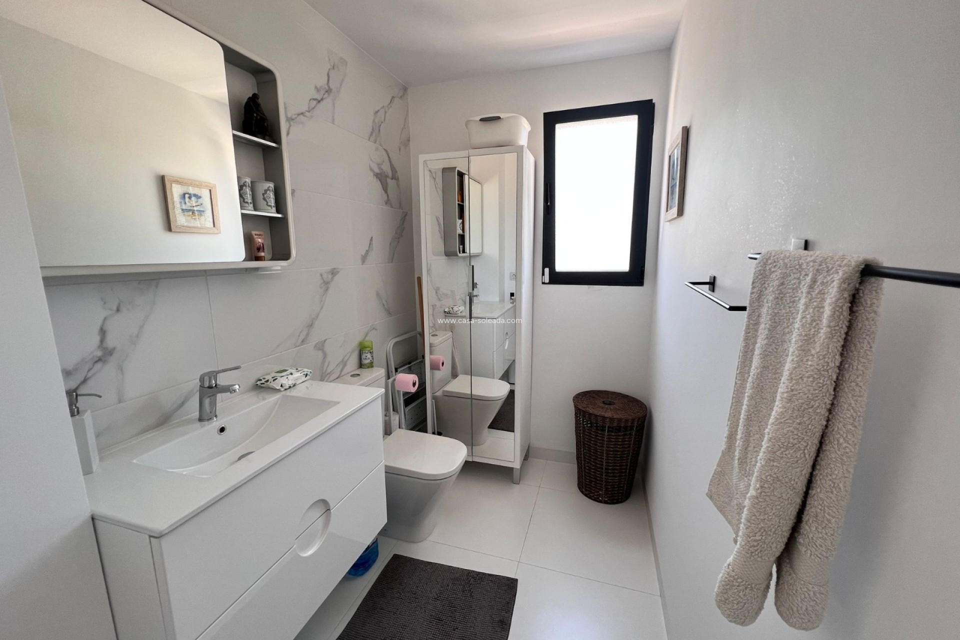 Resale - Townhouse - San Miguel de Salinas - Inland