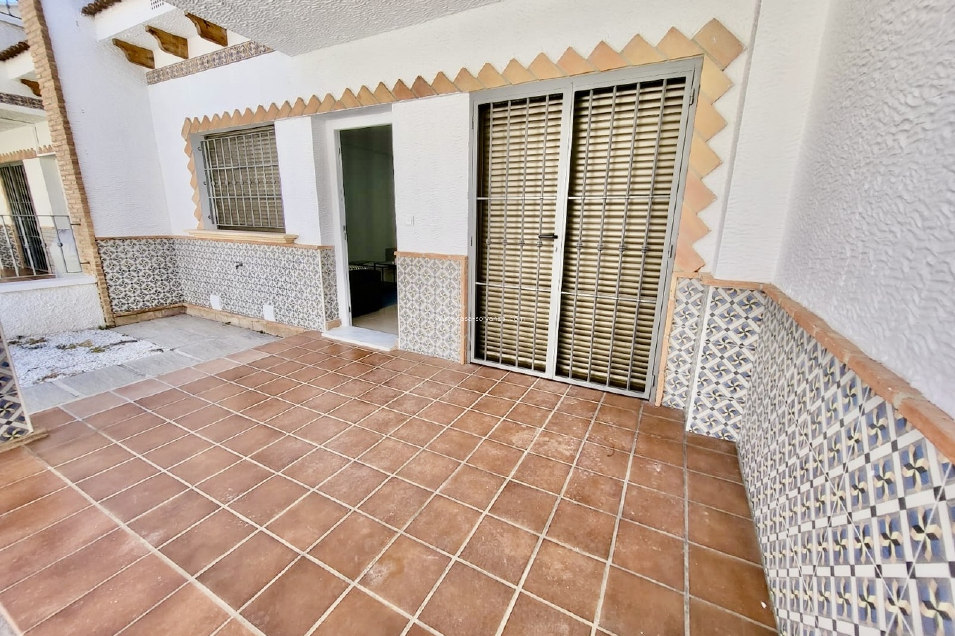 Resale - Townhouse - San Miguel de Salinas - Inland