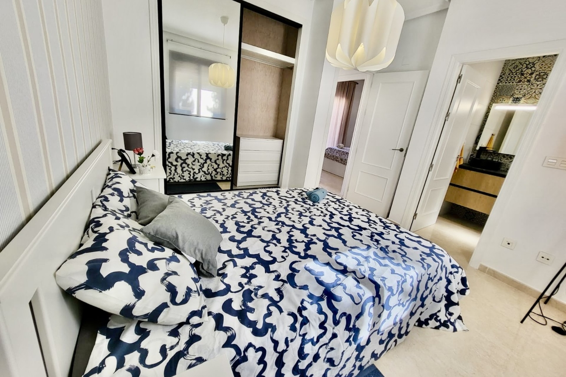 Resale - Townhouse - San Miguel de Salinas - Inland