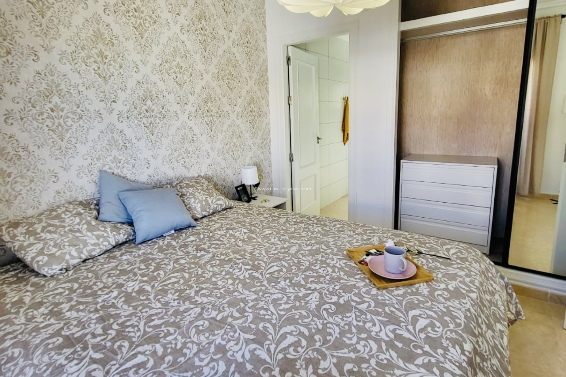 Resale - Townhouse - San Miguel de Salinas - Inland