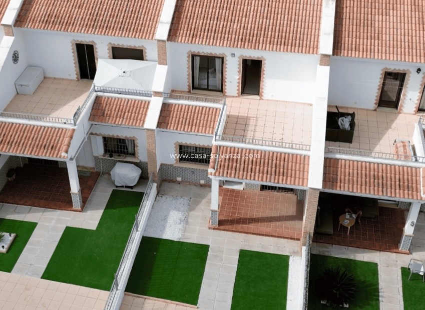 Resale - Townhouse - San Miguel de Salinas - Inland