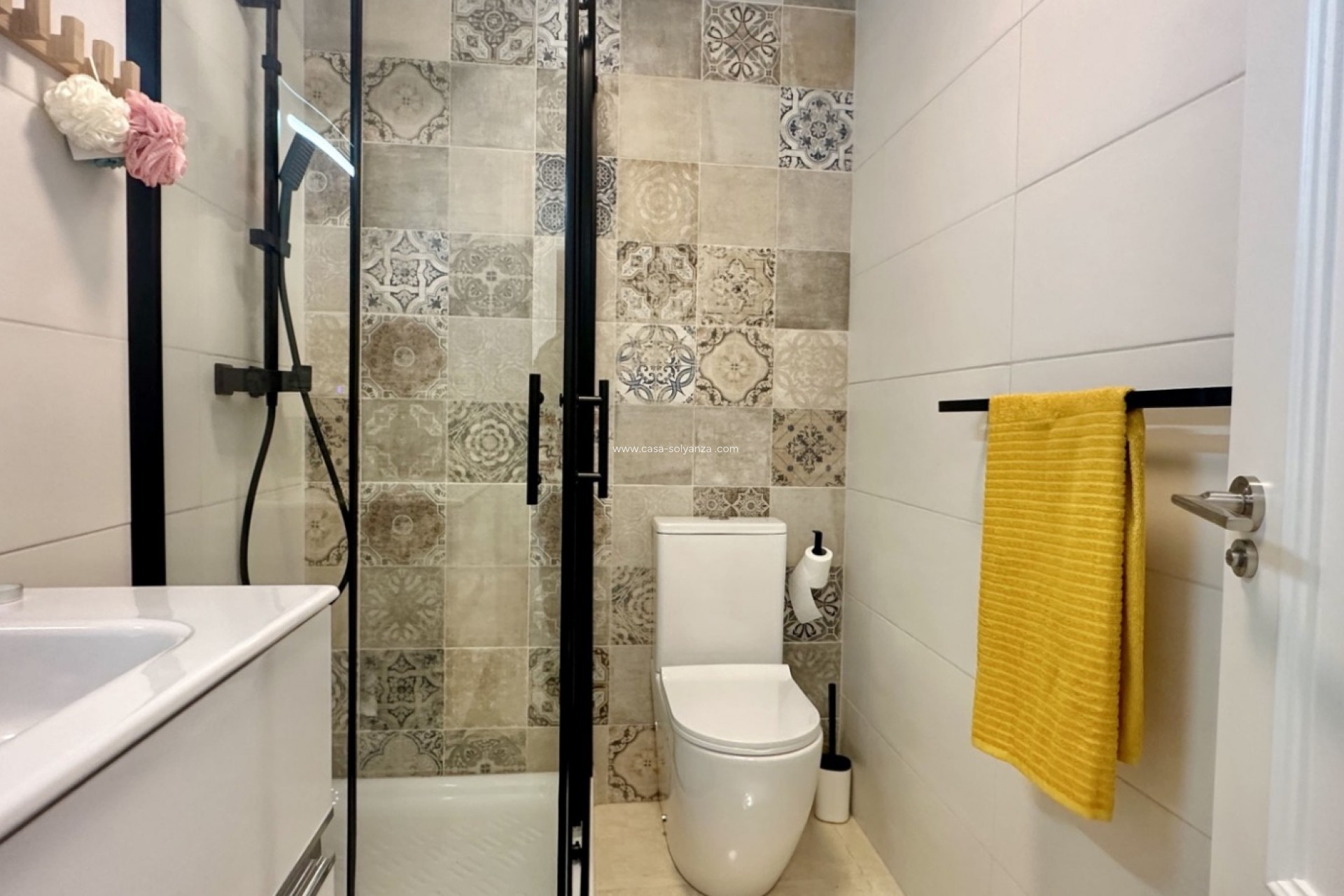 Resale - Townhouse - San Miguel de Salinas - Inland