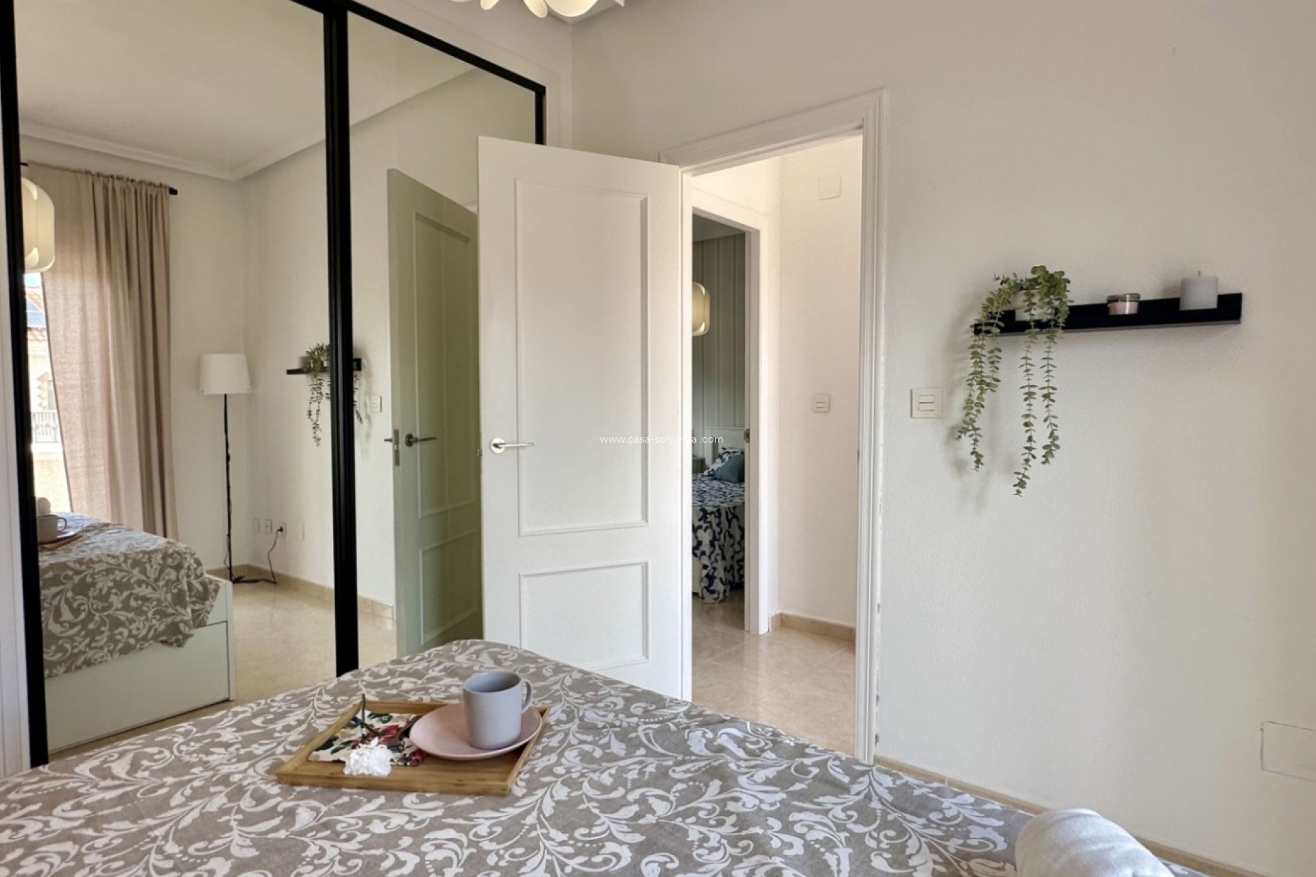 Resale - Townhouse - San Miguel de Salinas - Inland