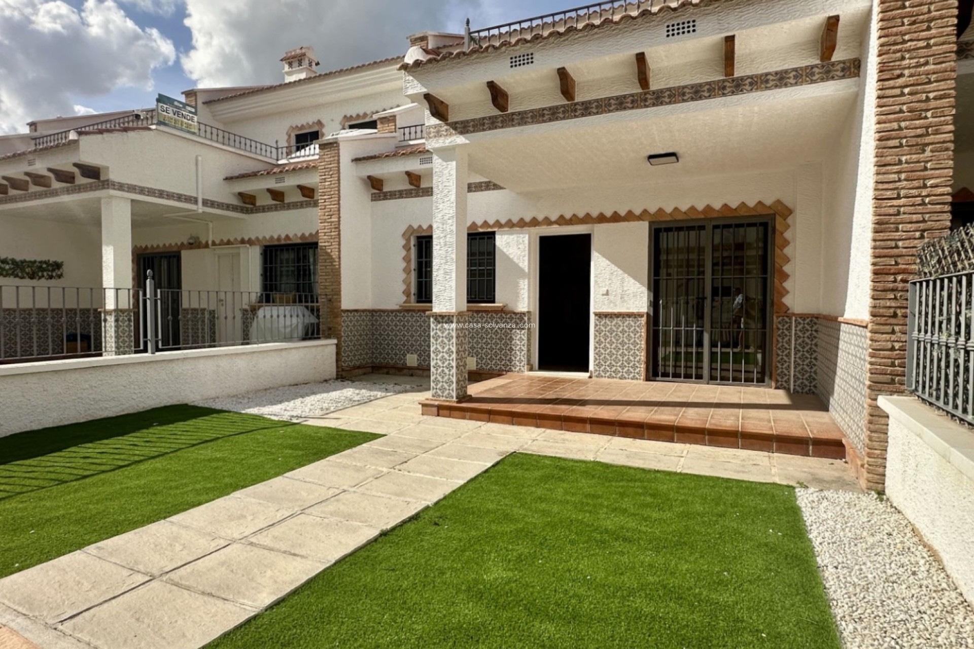 Resale - Townhouse - San Miguel de Salinas - Inland