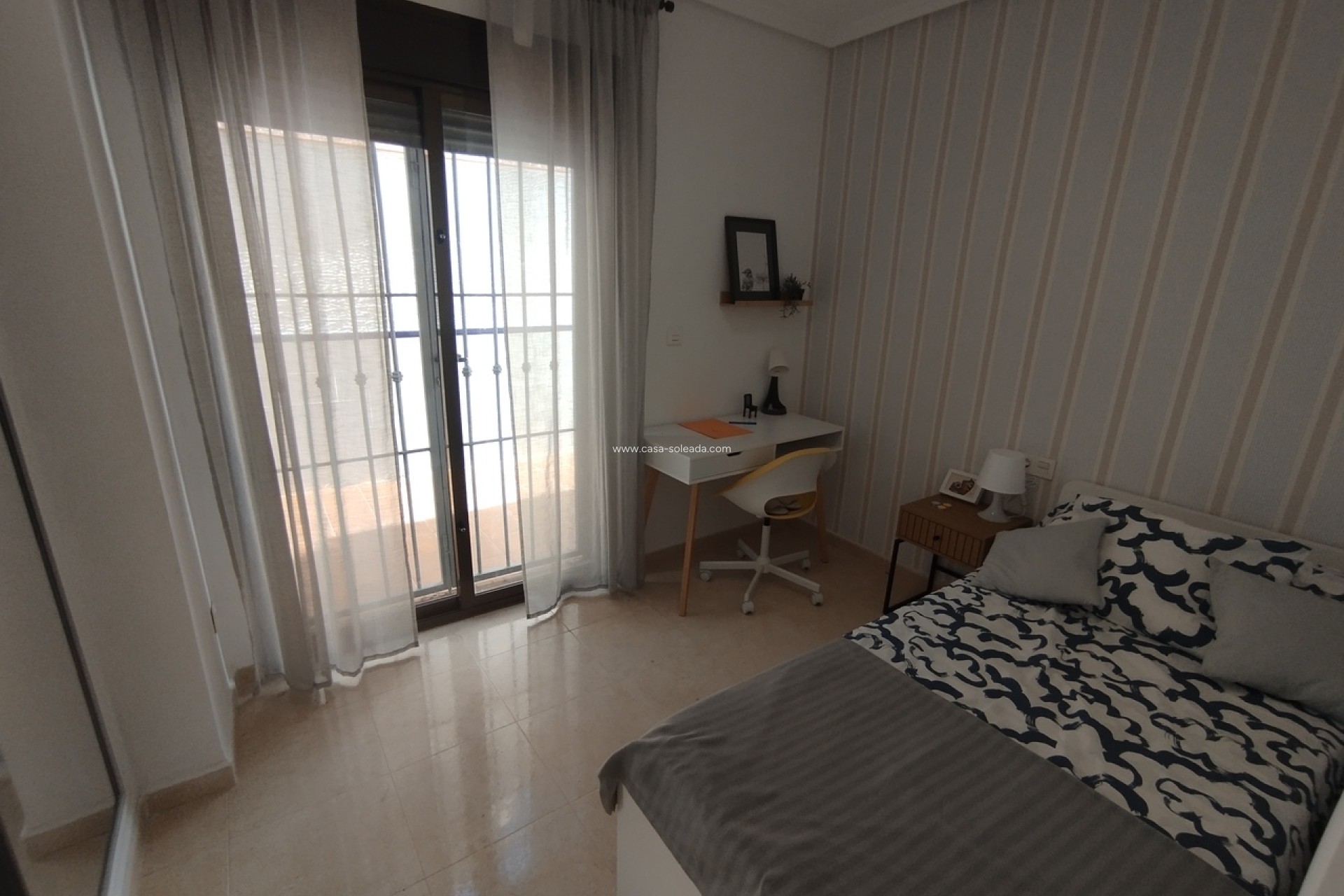 Resale - Townhouse - San Miguel de Salinas - Inland