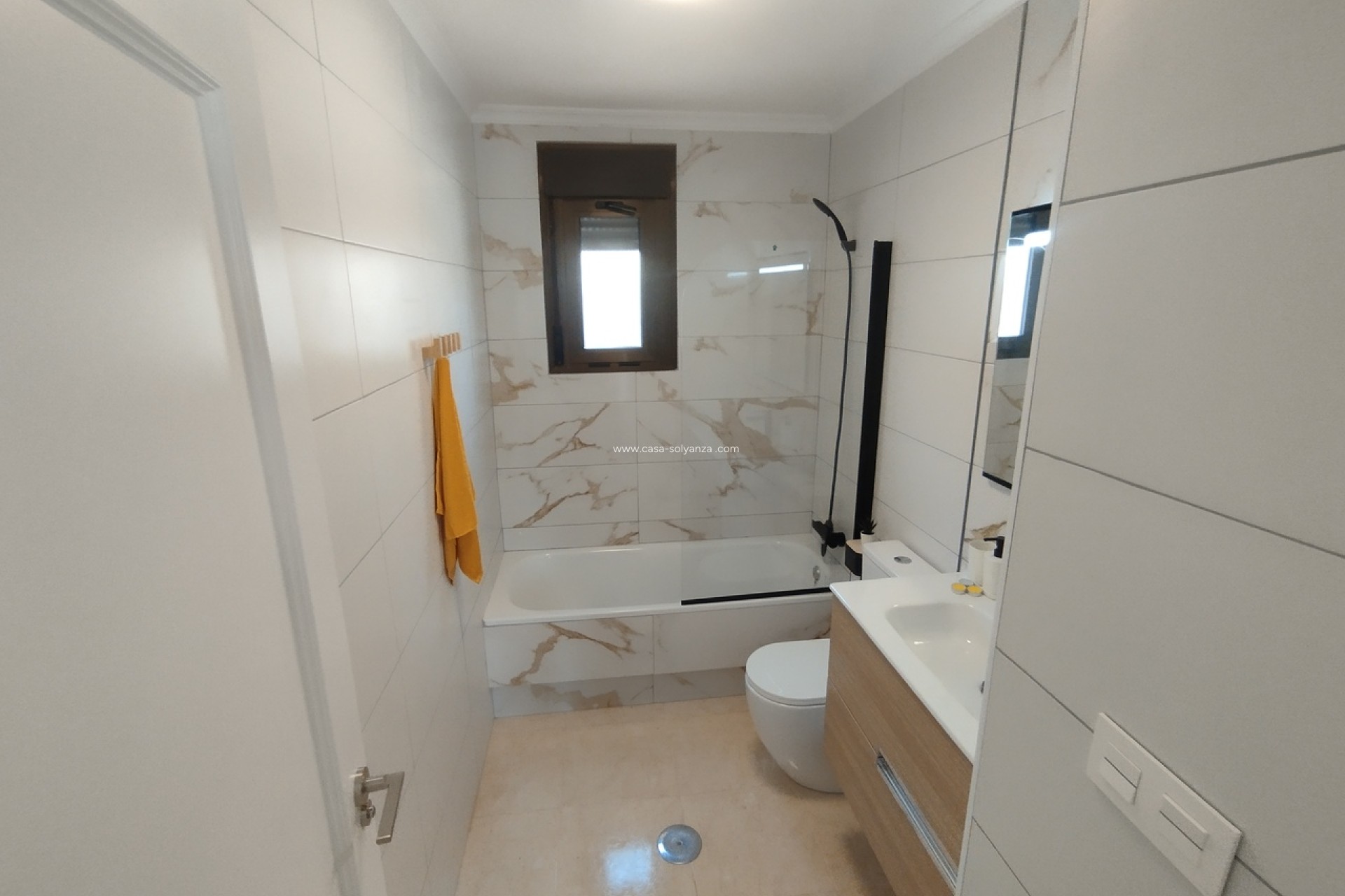 Resale - Townhouse - San Miguel de Salinas - Inland