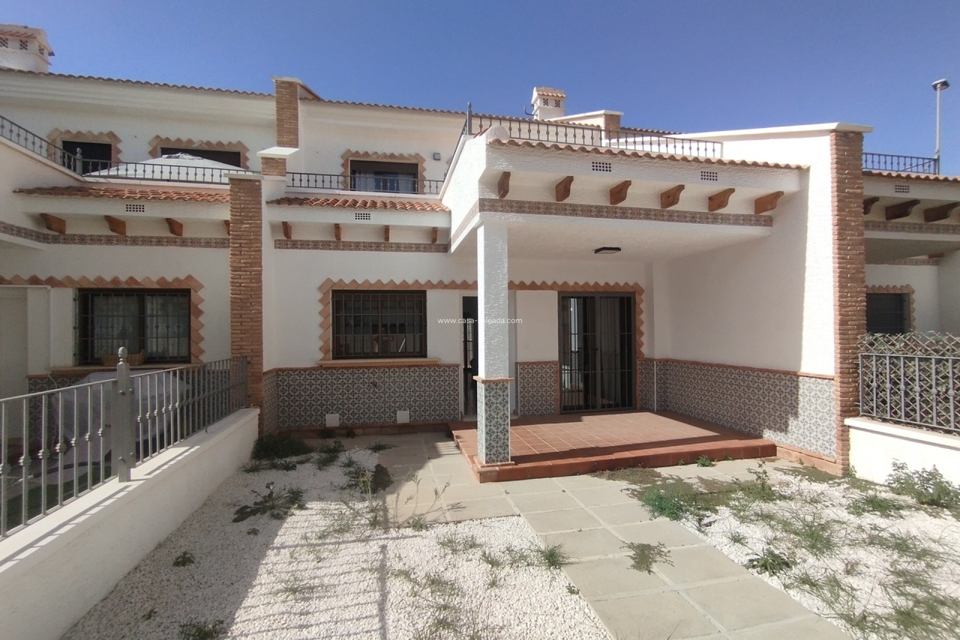Resale - Townhouse - San Miguel de Salinas - Inland