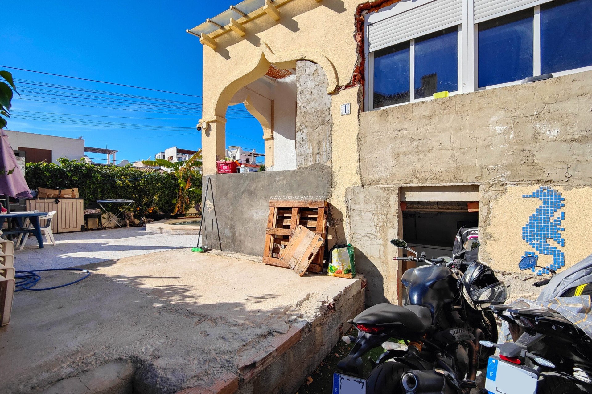 Resale - Townhouse - San Miguel de Salinas - Inland