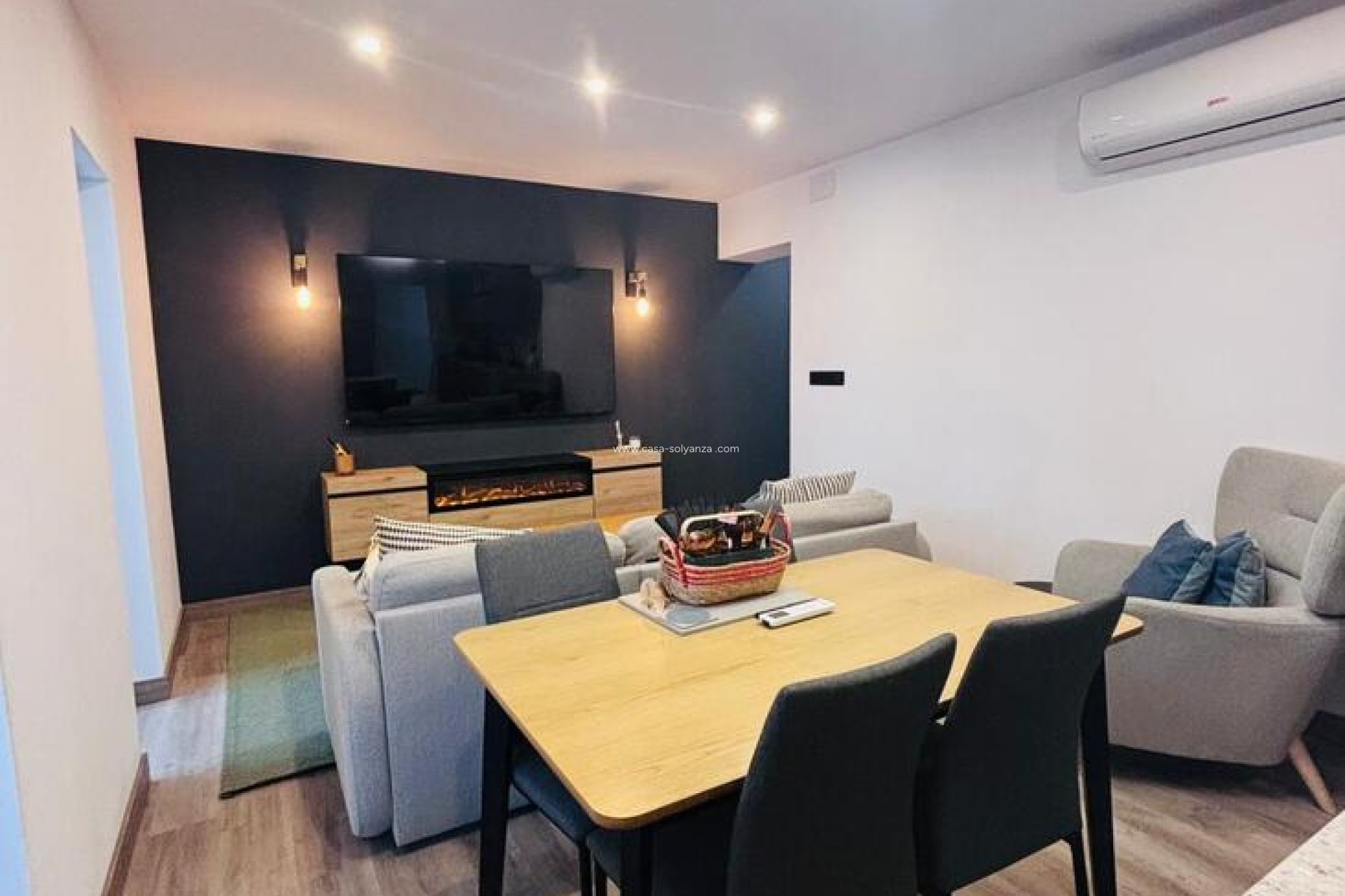 Resale - Townhouse - San Miguel de Salinas - Inland