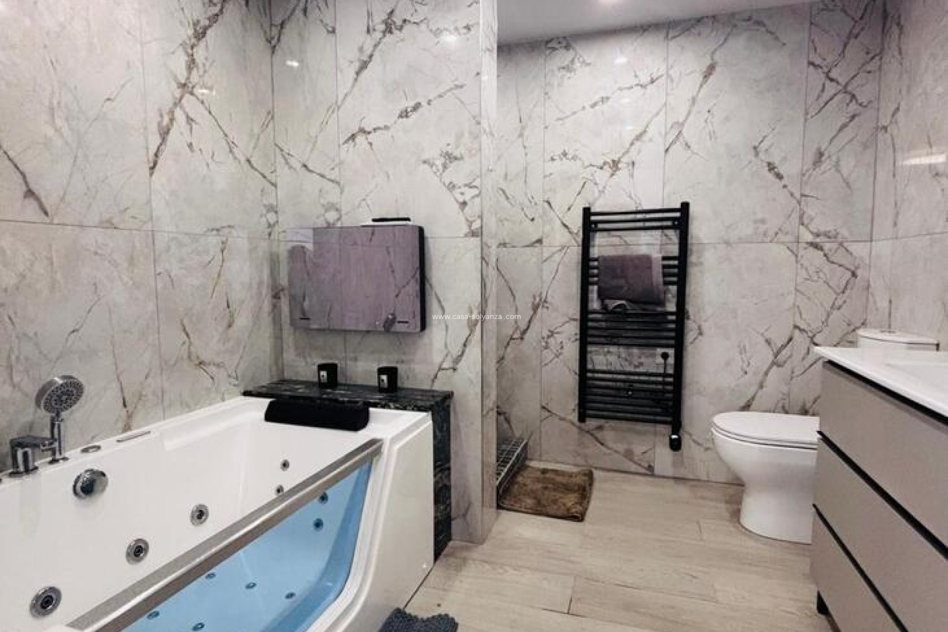 Resale - Townhouse - San Miguel de Salinas - Inland