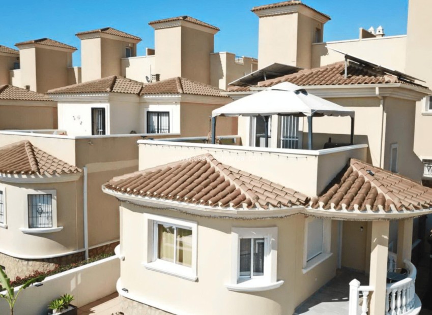 Resale - Townhouse - San Miguel de Salinas - Mirador De San Miguel