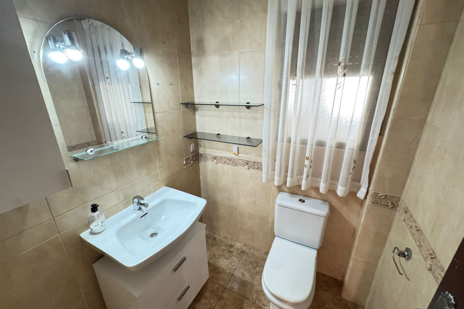 Resale - Townhouse - San Miguel de Salinas