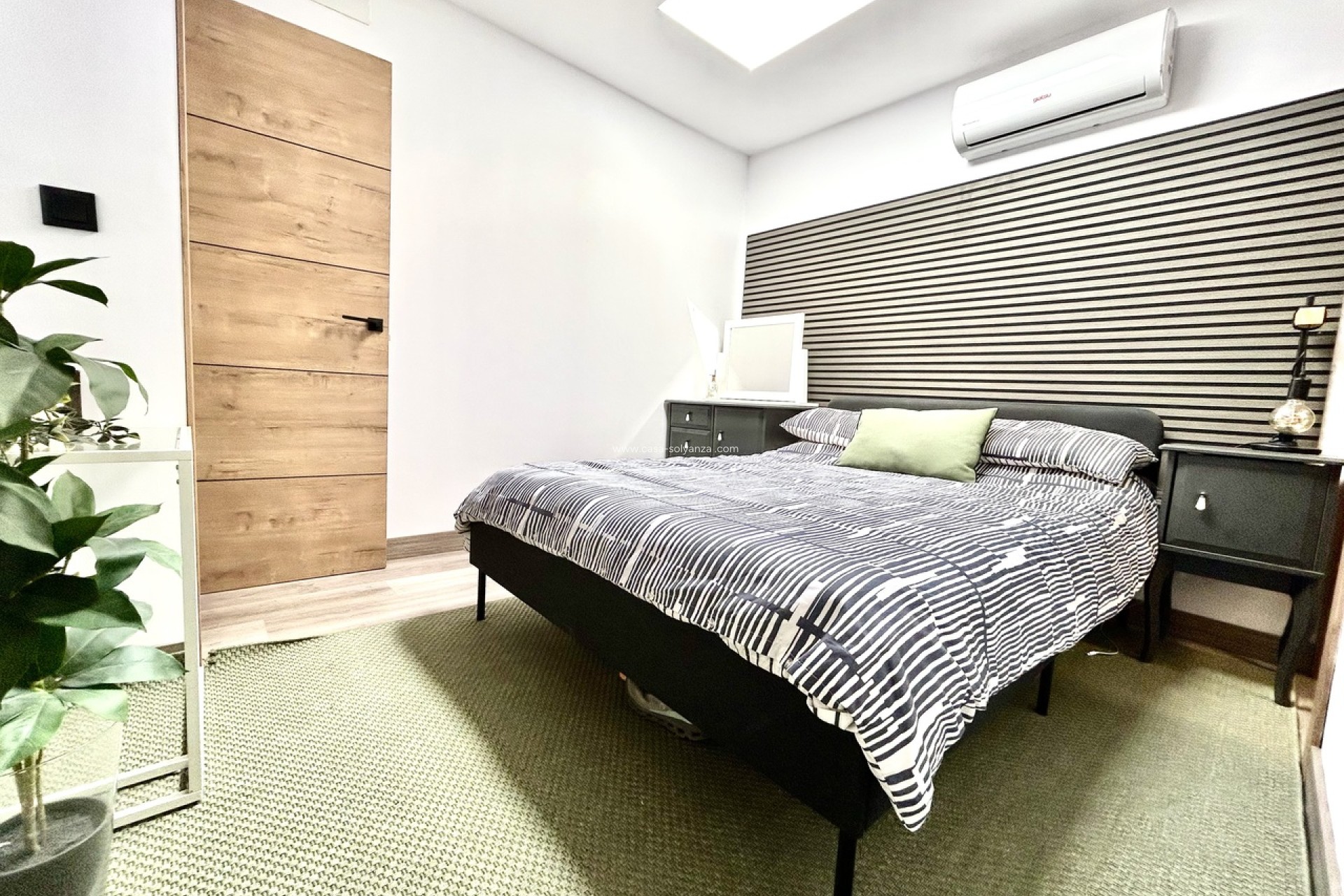 Resale - Townhouse - San Miguel de Salinas