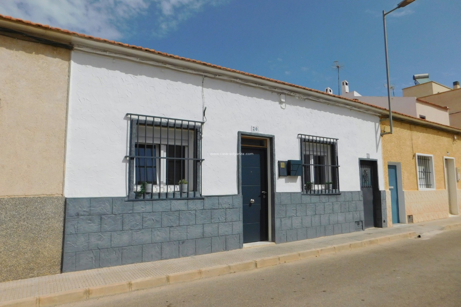 Resale - Townhouse - San Miguel de Salinas