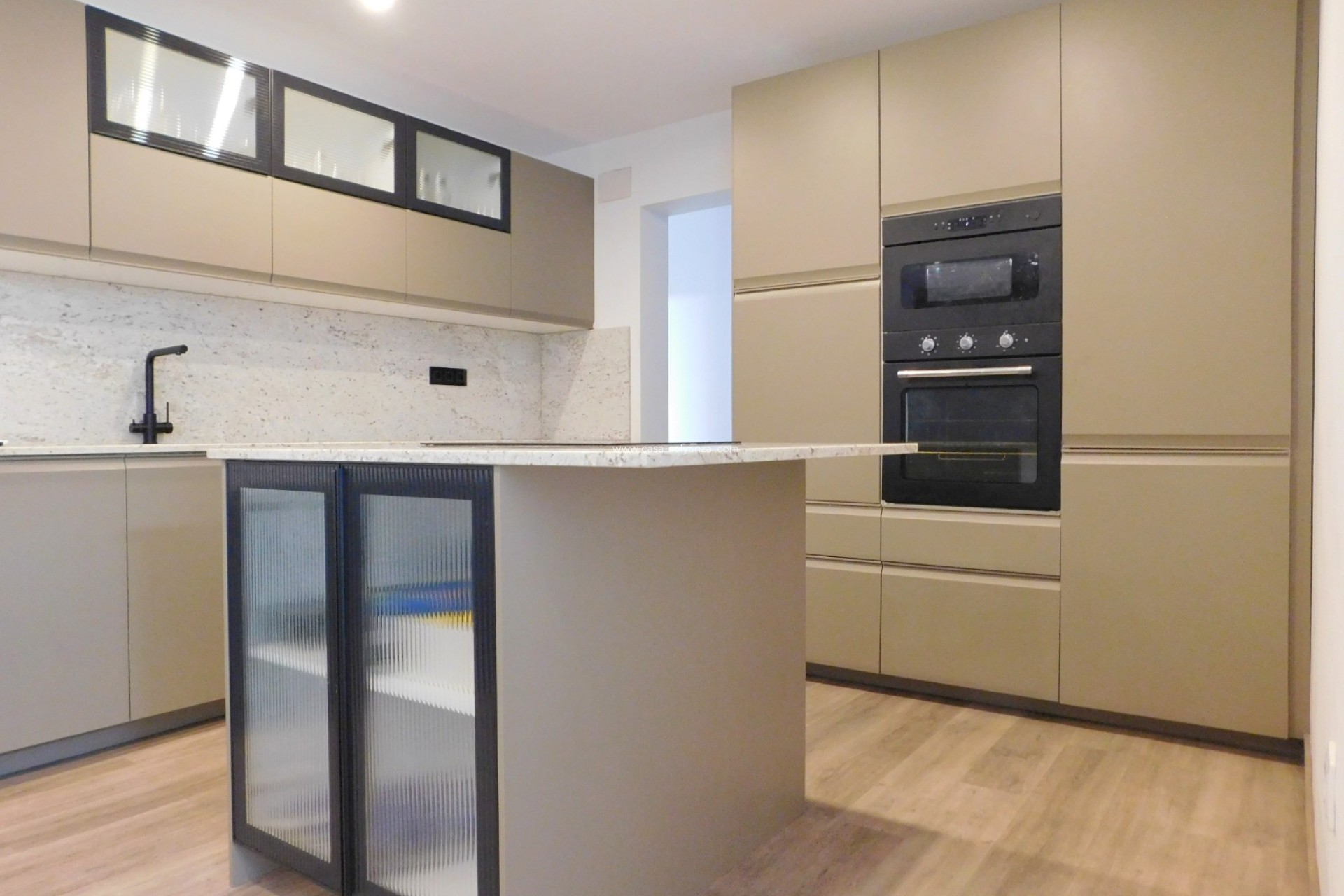 Resale - Townhouse - San Miguel de Salinas