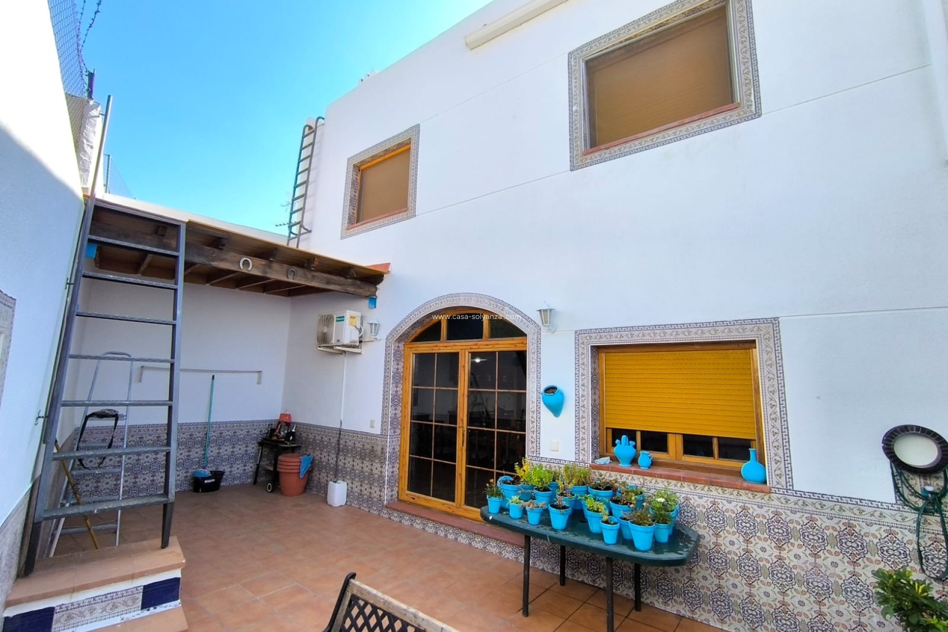 Resale - Townhouse - Sax - Inland