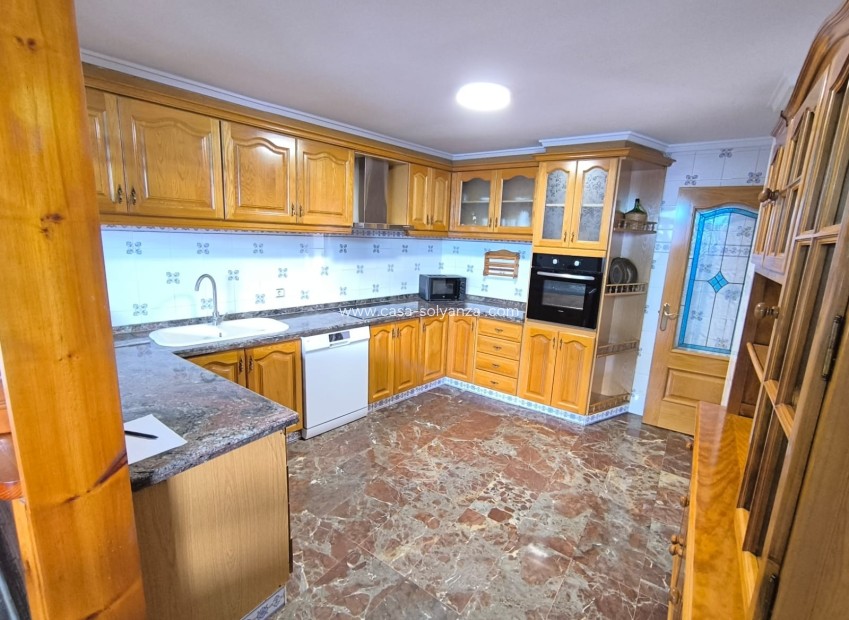 Resale - Townhouse - Sax - Inland