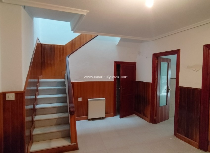 Resale - Townhouse - Sax - Inland
