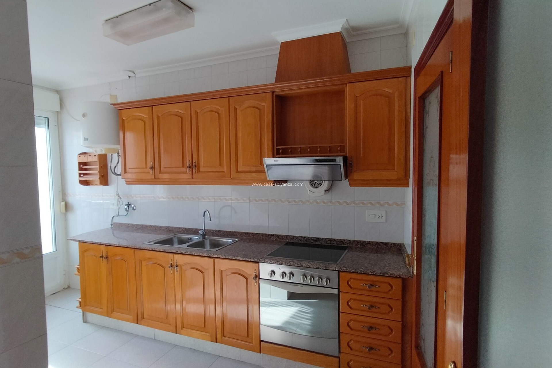 Resale - Townhouse - Sax - Inland