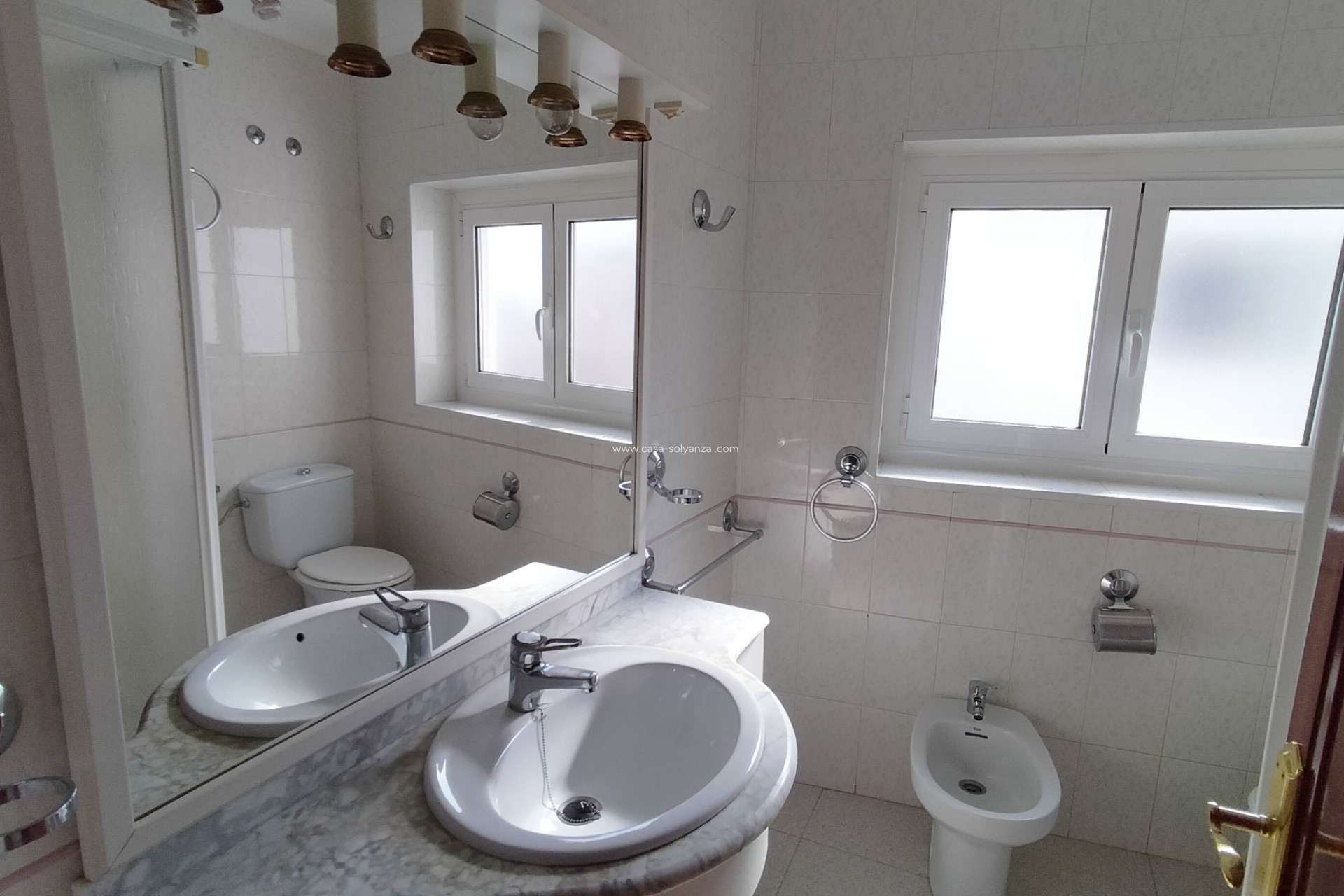 Resale - Townhouse - Sax - Inland