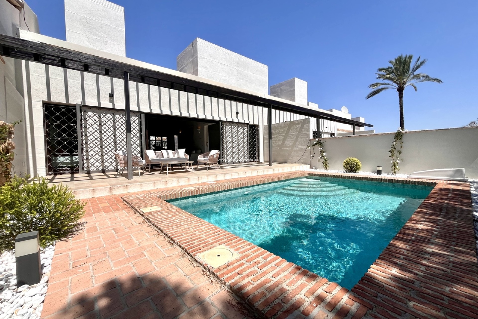 Resale - Townhouse - Sucina - Inland