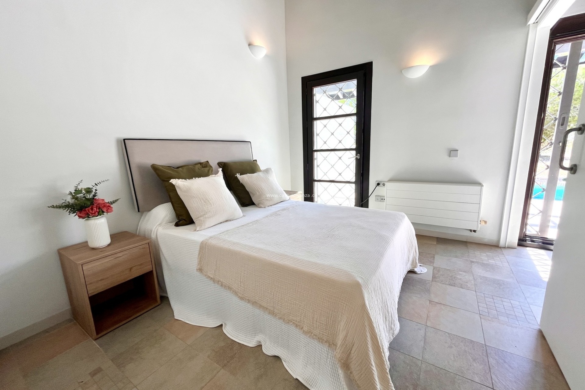 Resale - Townhouse - Sucina - Inland