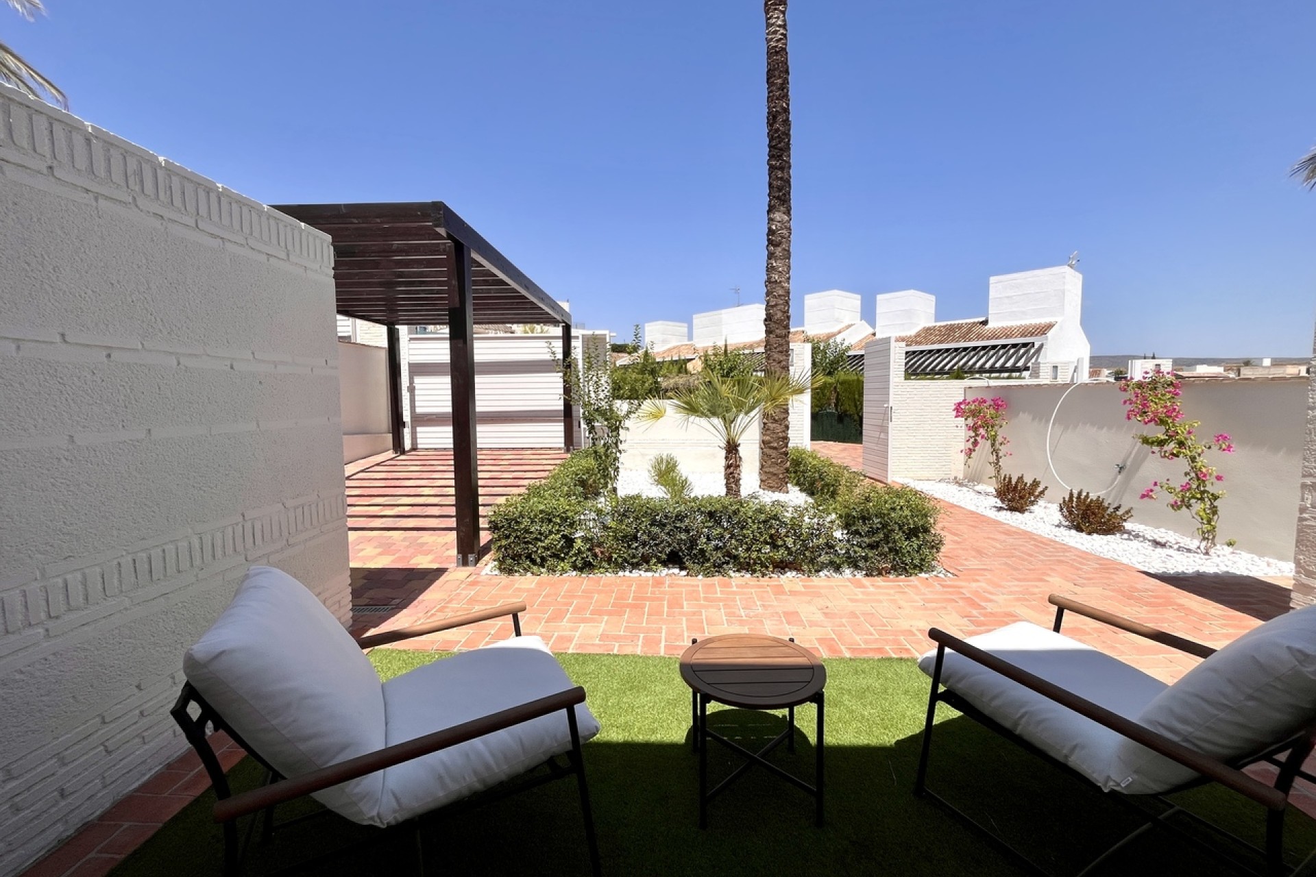 Resale - Townhouse - Sucina - Inland