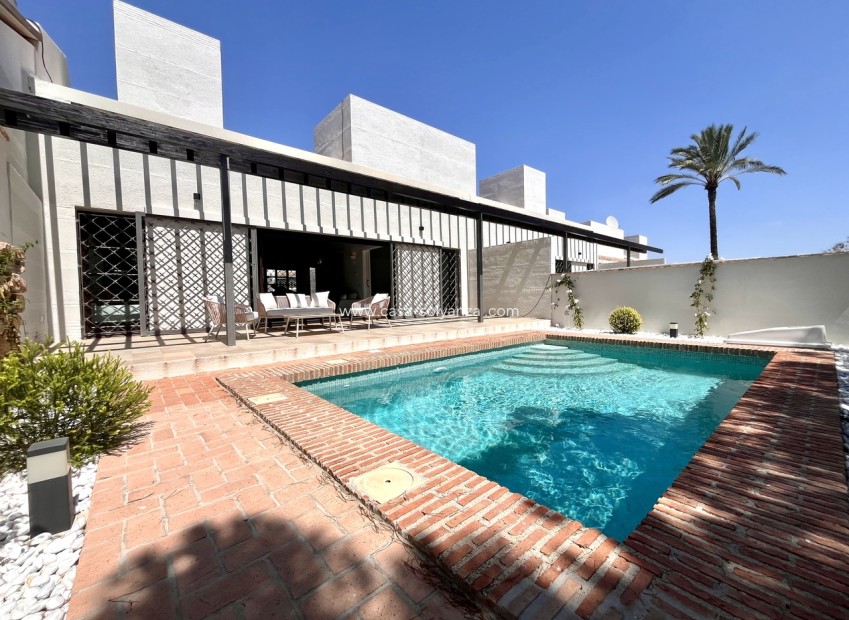 Resale - Townhouse - Sucina - Inland