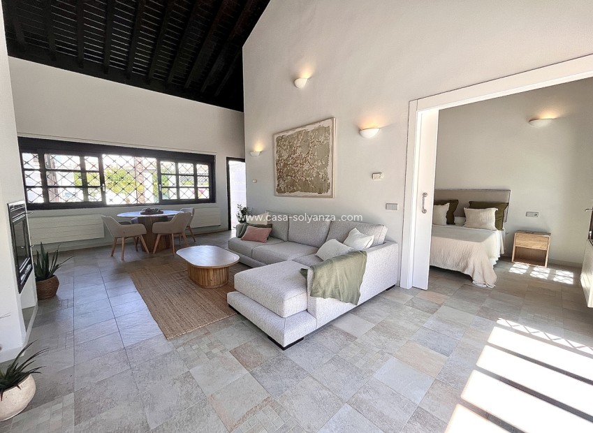 Resale - Townhouse - Sucina - Inland