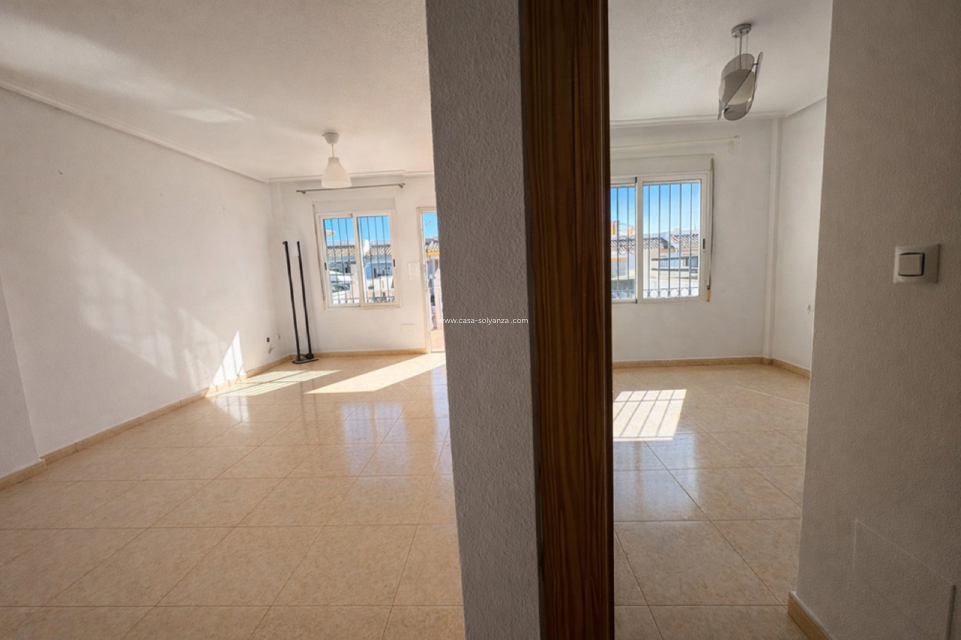 Resale - Townhouse - Sucina - Inland