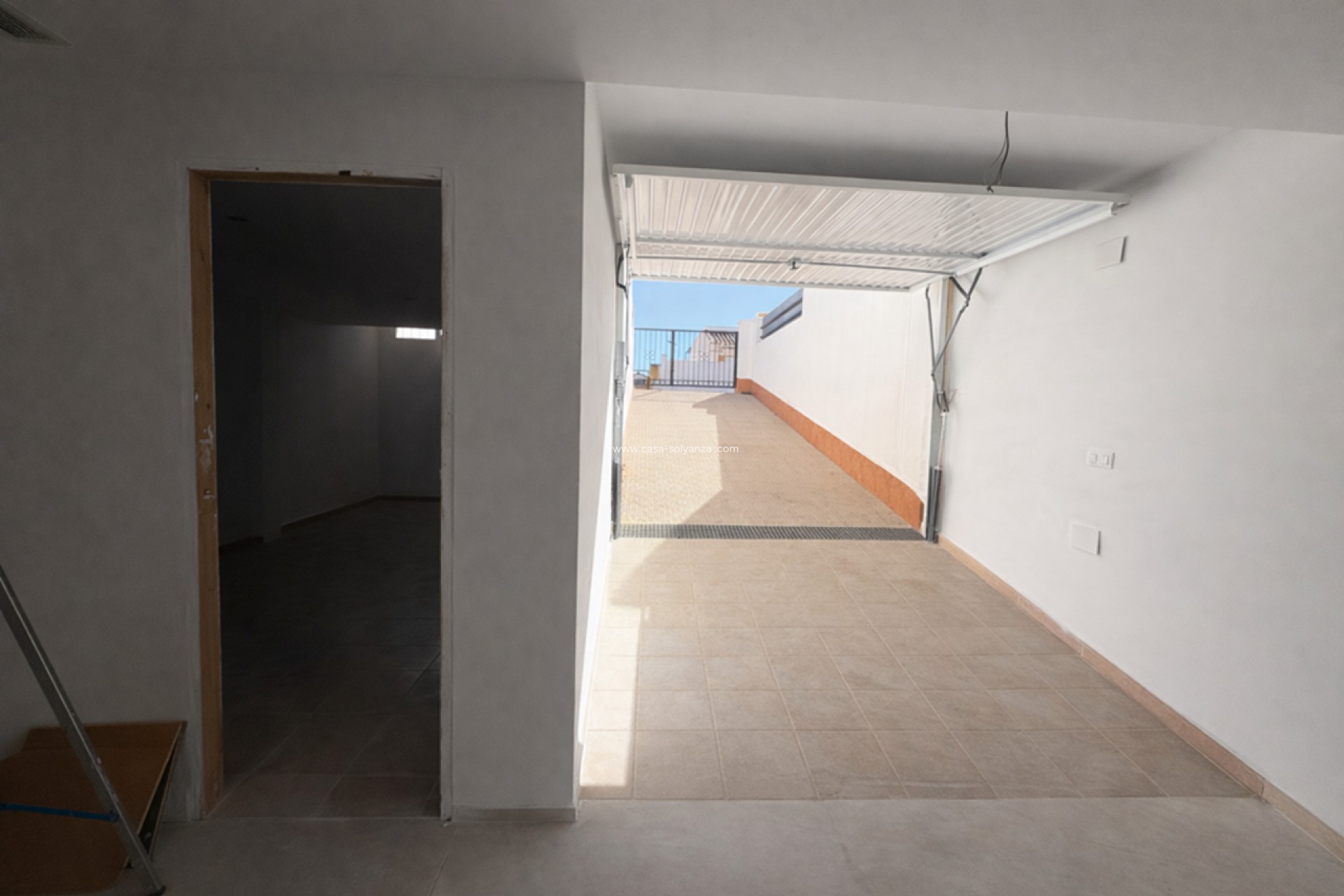 Resale - Townhouse - Sucina - Inland