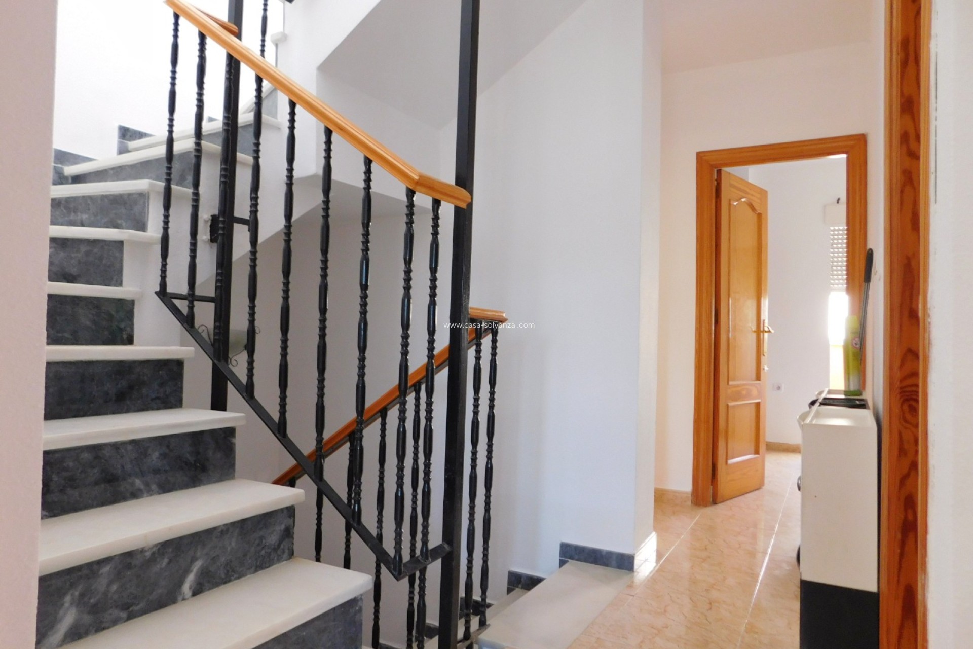 Resale - Townhouse - Torremendo