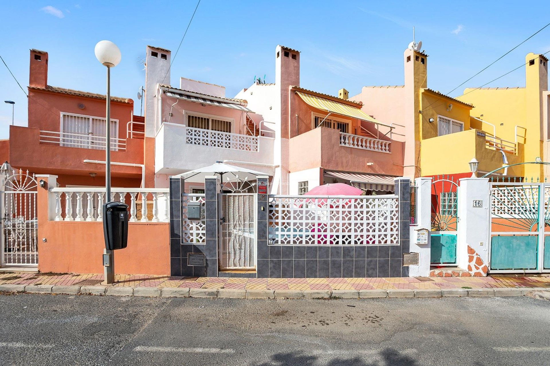 Resale - Townhouse - Torrevieja - Aguas nuevas